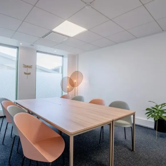 Bureau privé 21 m² 4 postes Location bureau Boulevard du Grand Cerf Poitiers 86000 - photo 2