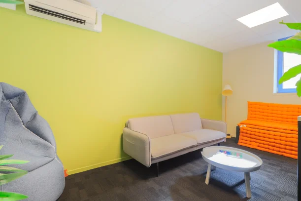 Bureau privé - 59000 - 2 postes - 840€