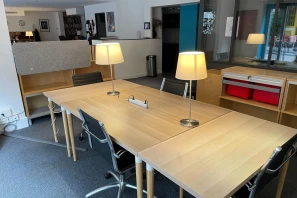 Open Space - 75010 - 4 postes - 325€