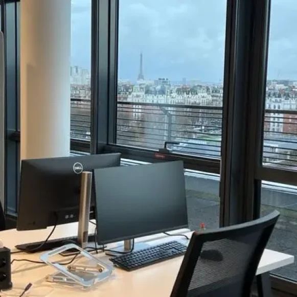 Bureau privé 49 m² 18 postes Coworking Boulevard Romain Rolland Paris 75014 - photo 1