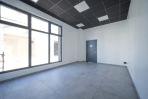 Open Space - 88200 - 6 postes - 169€