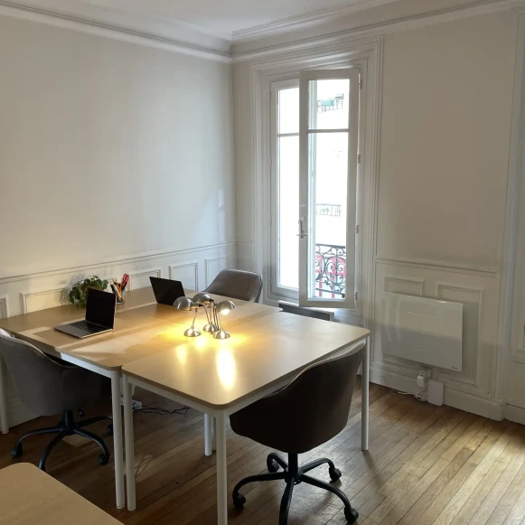 Bureau privé 18 m² 5 postes Location bureau Rue de Nantes Paris 75019 - photo 5