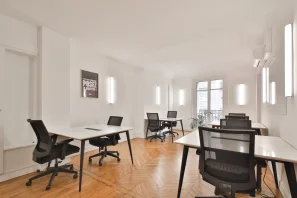 Bureau privé - 75009 - 8 postes - 4400€
