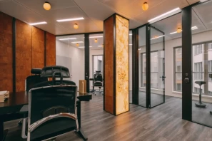 Bureau privé - 75008 - 6 postes - 12776€