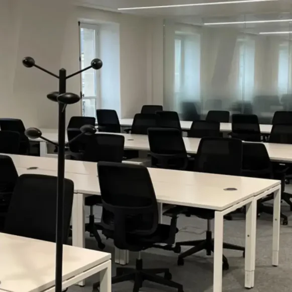 Bureau privé 116 m² 33 postes Coworking Rue du Louvre Paris 75001 - photo 1