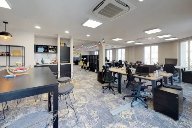 Bureau privé - 75003 - 10 postes - 5984€