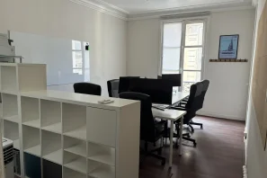 Open Space - 75002 - 6 postes - 450€