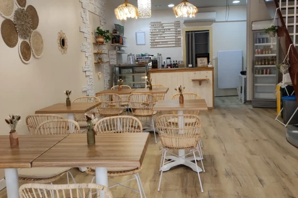 Espace indépendant - 71000 - 2 postes - 350€