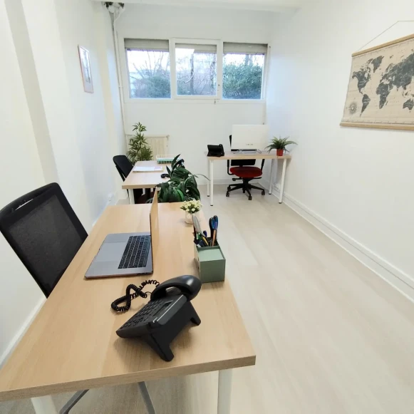 Bureau privé 13 m² 4 postes Location bureau Avenue Jean Moulin Montreuil 93100 - photo 8