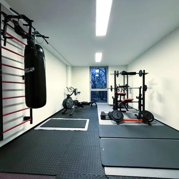 Bureau privé 12 m² 2 postes Coworking Avenue du Neuhof Strasbourg 67100 - photo 1