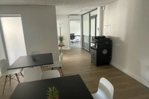 Bureau privé - 07000 - 2 postes - 300€