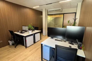 Bureau privé - 69003 - 5 postes - 990€