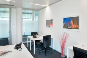 Bureau privé - 75010 - 2 postes - 1109€