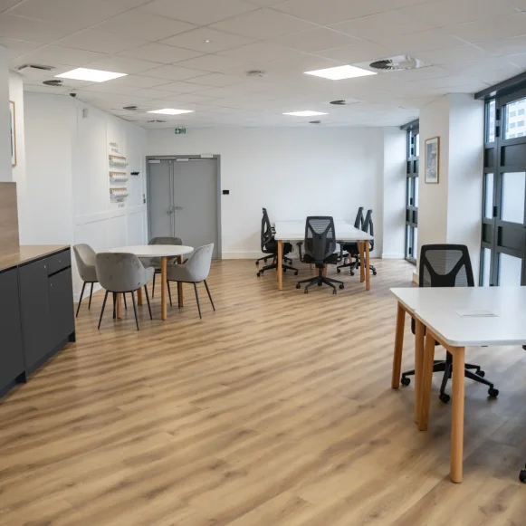 Open Space  32 postes Coworking Rue de Luxembourg Lille 59800 - photo 1