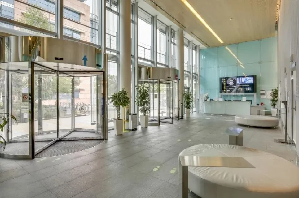 Regus - Suresnes, Green Walk