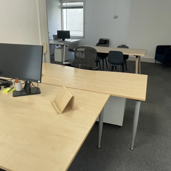 Open Space  1 poste Location bureau Rue Jaboulay Lyon 69007 - photo 7