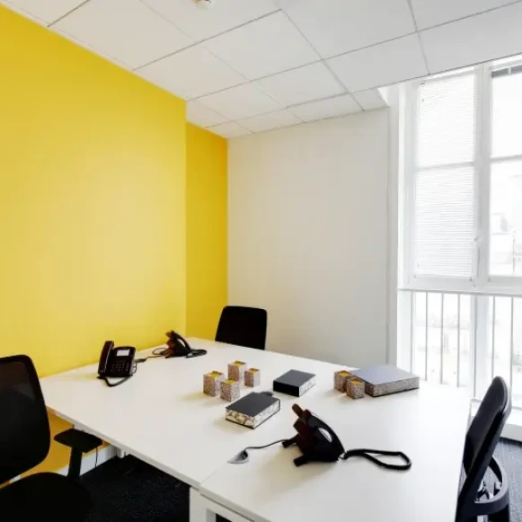 Bureau privé 102 m² 27 postes Coworking Rue de Dunkerque Paris 75010 - photo 5