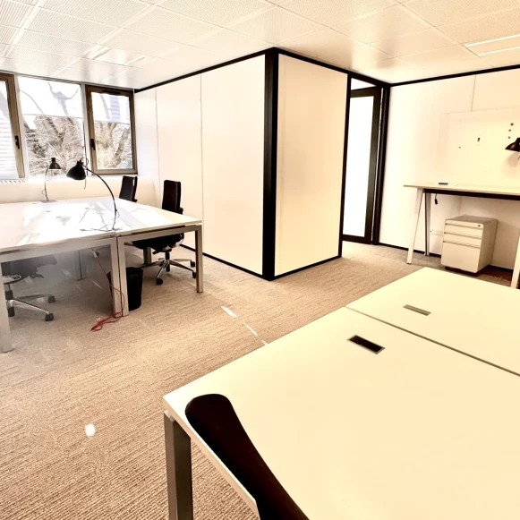 Bureau privé 35 m² 8 postes Location bureau Rue de Rouvray Neuilly-sur-Seine 92200 - photo 3