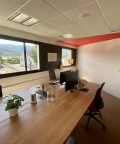 Open Space - 73000 - 8 postes - 250€