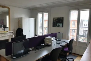 Open Space - 75016 - 8 postes - 650€