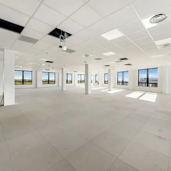 Espace indépendant 1 882 m² 190 postes Location bureau Avenue des Champs Blancs Cesson-Sévigné 35510 - photo 5