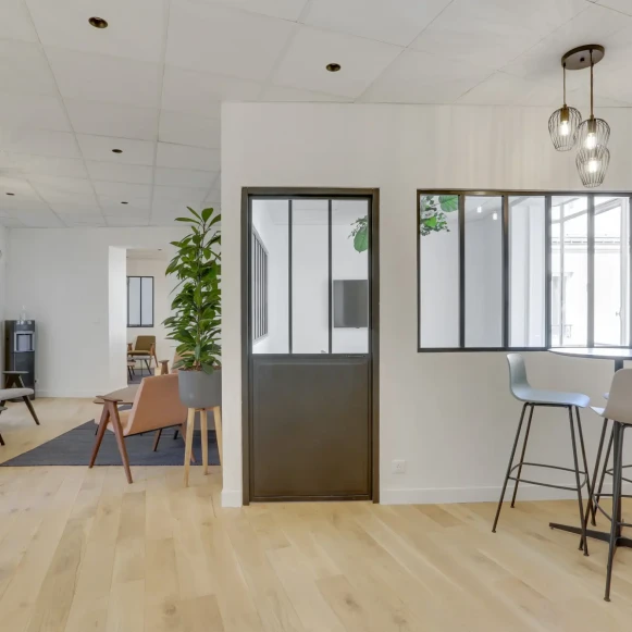 Espace indépendant 400 m² 70 postes Coworking Rue Taitbout Paris 75009 - photo 2