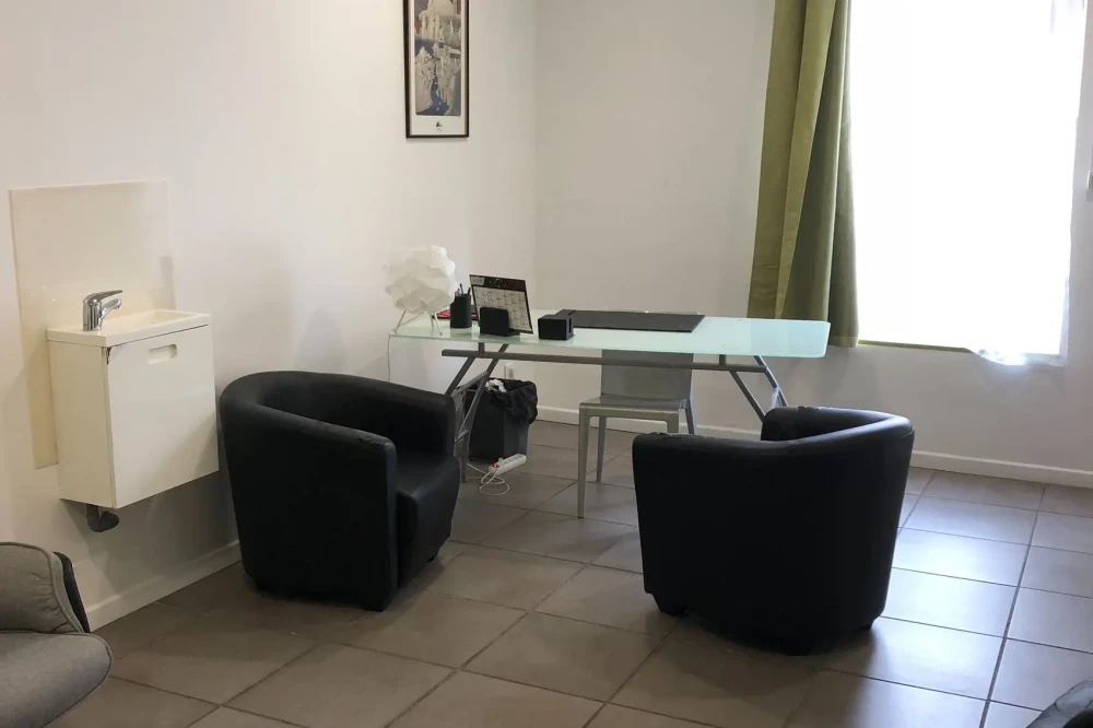 Bureau privé - 13400 - 1 poste - 150€