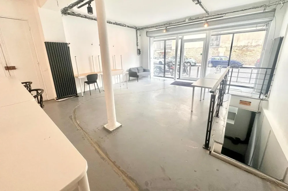 Espace indépendant - 75010 - 20 postes - 4500€