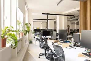 Open Space - 75002 - 6 postes - 500€