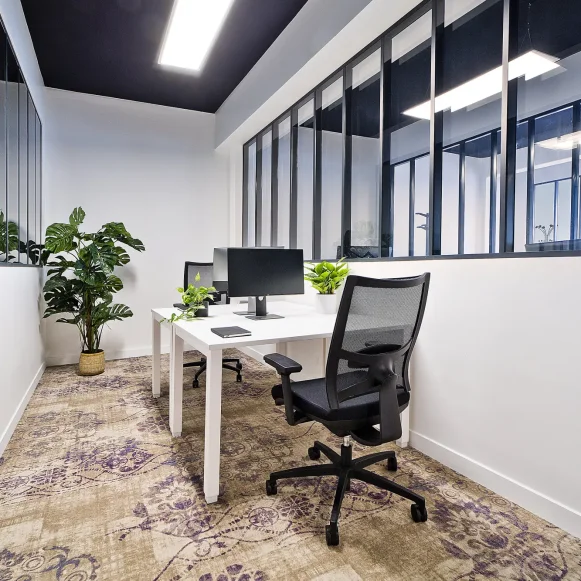 Bureau privé 10 m² 2 postes Coworking Boulevard Exelmans Paris 75016 - photo 1