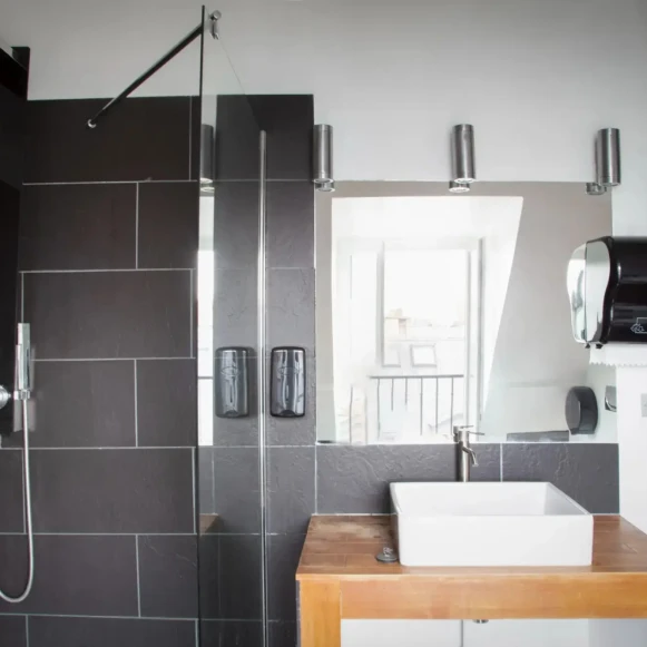 Bureau privé 130 m² 19 postes Coworking Boulevard de Strasbourg Paris 75010 - photo 9