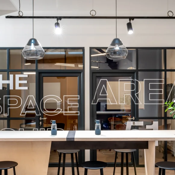 Espace indépendant 397 m² 41 postes Location bureau Rue de Liège Paris 75009 - photo 9