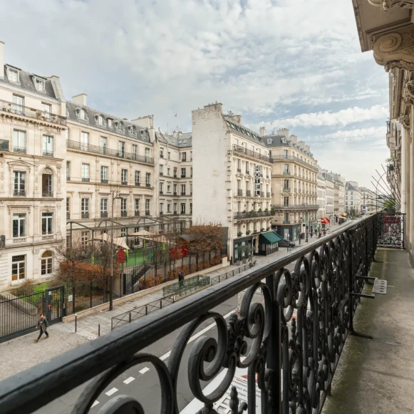 Espace indépendant 250 m² 38 postes Location bureau Rue de Châteaudun Paris 75009 - photo 7