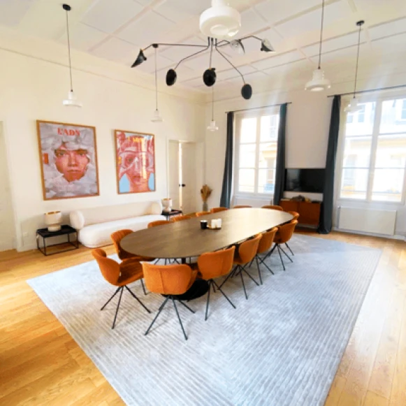 Bureau privé 70 m² 10 postes Location bureau Rue Chapon Paris 75003 - photo 2
