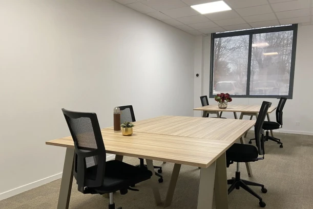 Bureau privé - 86000 - 3 postes - 738€