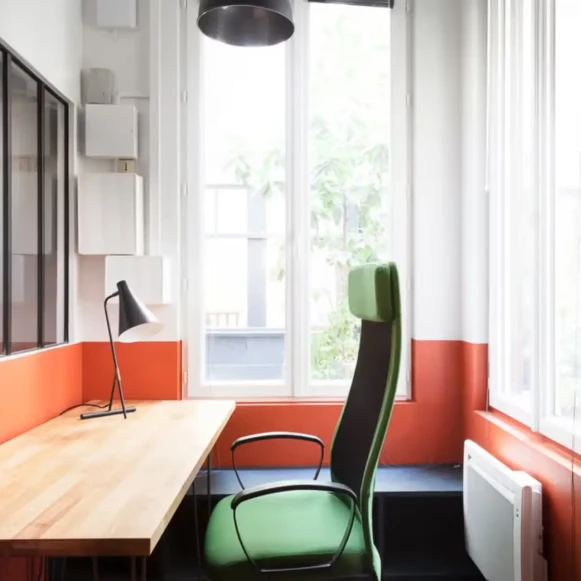 Espace indépendant 80 m² 14 postes Location bureau Rue de Montmorency Paris 75003 - photo 4