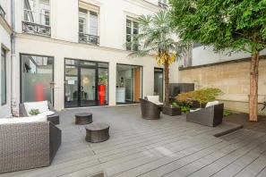 Bureau privé - 75001 - 4 postes - 2990€