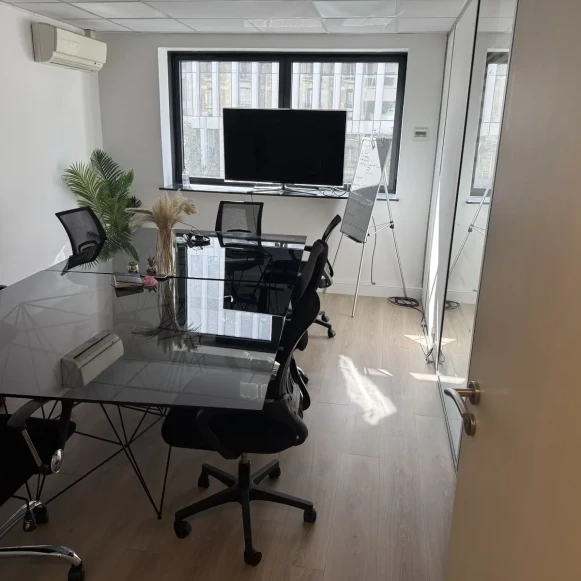 Bureau privé 45 m² 12 postes Location bureau Rue Anatole France Levallois-Perret 92300 - photo 6