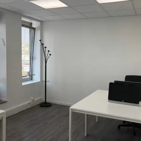 Bureau privé 20 m² 4 postes Location bureau Rue du Pré Saint-Gervais Pantin 93500 - photo 1