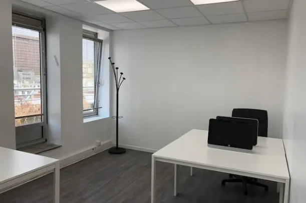 Bureau privé - 93500 - 4 postes - 1000€