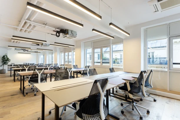 Espace indépendant - 75002 - 49 postes - 25000€