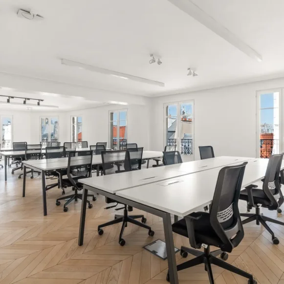 Espace indépendant 270 m² 36 postes Coworking Rue d'Alexandrie Paris 75002 - photo 2
