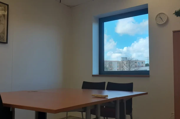 Bureau privé - 91120 - 4 postes - 700€