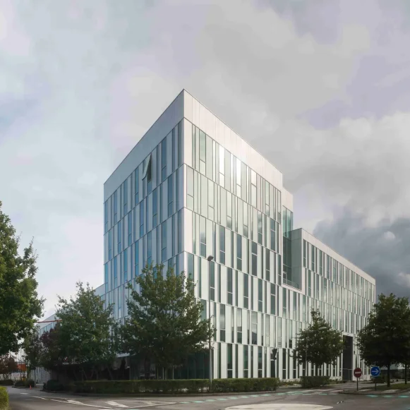 Bureau privé 1 500 m² 77 postes Location bureau Rue Claude Chappe Cesson-Sévigné 35510 - photo 4