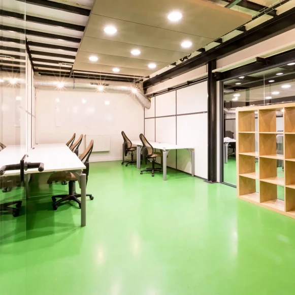 Bureau privé 25 m² 5 postes Location bureau Rue du Chemin Vert Paris 75011 - photo 9