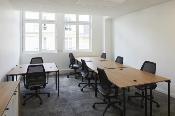 Bureau privé - 75009 - 8 postes - 5320€