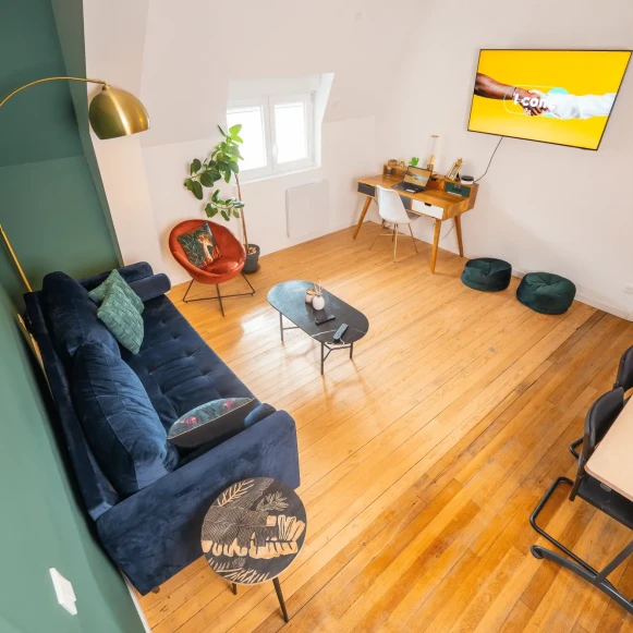 Open Space  6 postes Coworking Rue des Jardiniers Vosges 88000 - photo 1