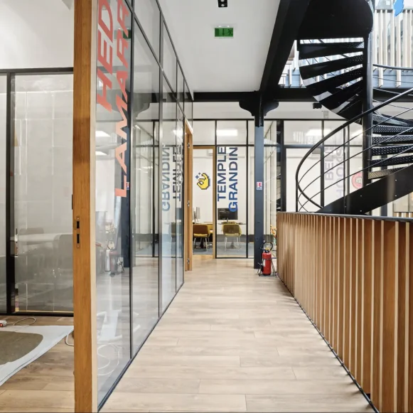 Bureau privé 250 m² 35 postes Coworking Rue du Faubourg Saint-Martin Paris 75010 - photo 5