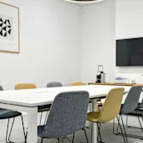 Bureau privé 8 m² 2 postes Coworking Rue Félix Esclangon Grenoble 38000 - photo 3