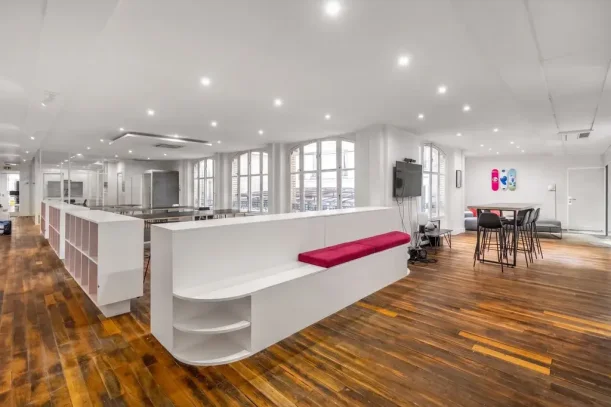 Espace indépendant - 75008 - 40 postes - 26000€